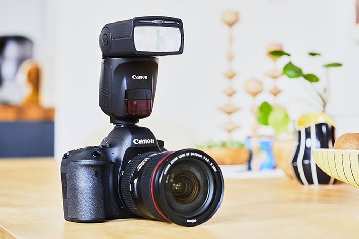 Everything You Need to Know About Canon’s Self-bouncing Flash